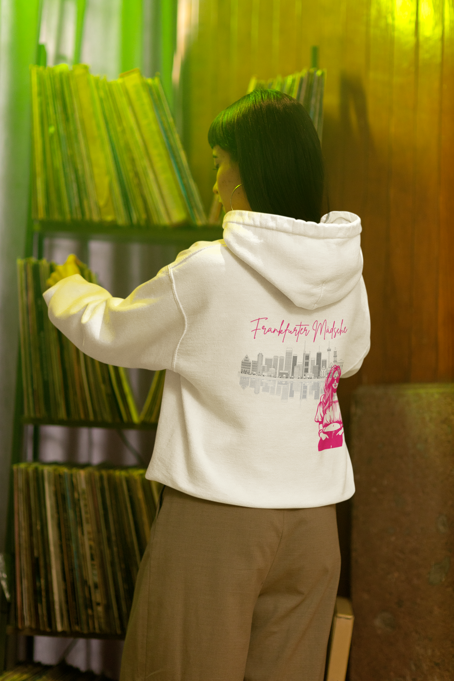 Heavy Blend™ Hoodie "Frankfurter Mädsche"